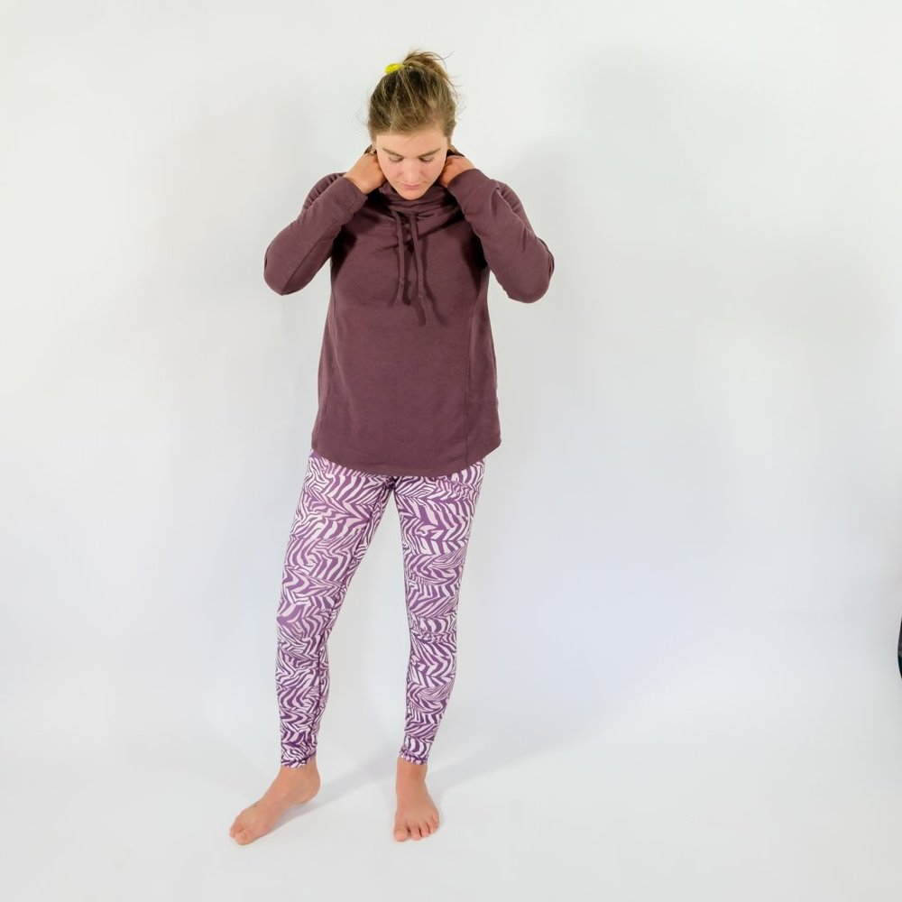 Fabletics Zebra PowerHold Leggings 7/8